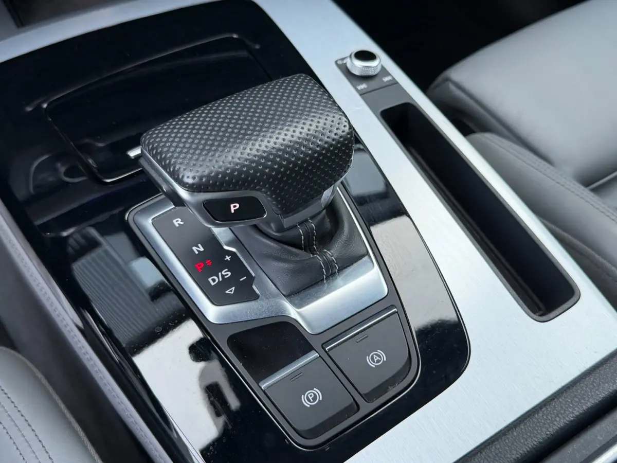 55 TFSI e quattro Competition Black Optic| SQ5 | RS LEDER | B&O | SFEER | LUCHTVERING | 1E EIG | DEALER