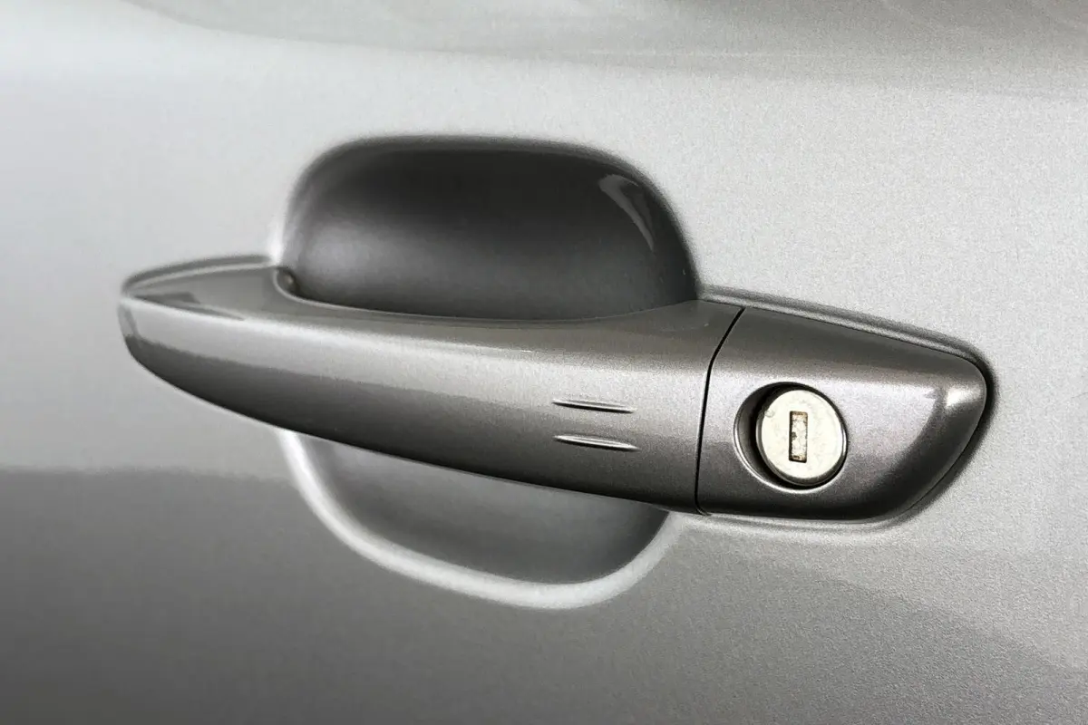 EV Allure 50 kWh Keyless Apple CarPlay 17"