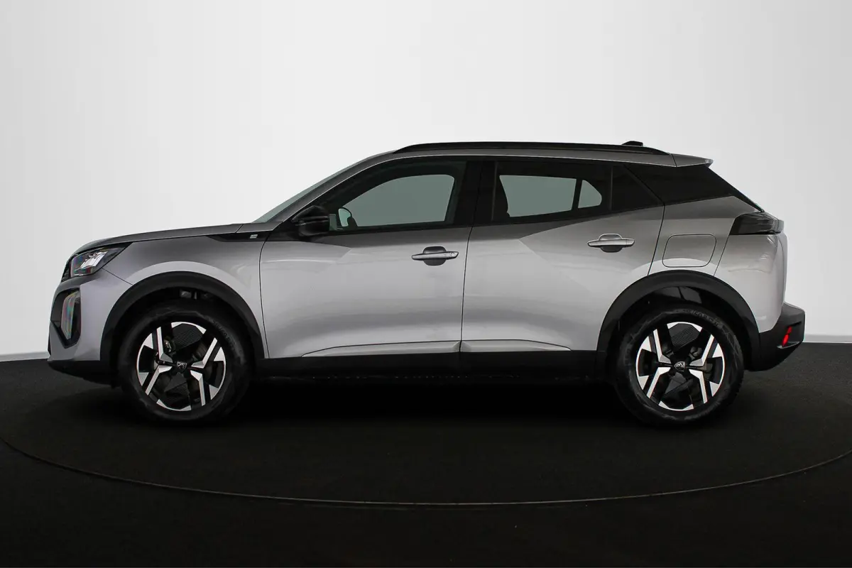 EV Allure 50 kWh Keyless Apple CarPlay 17"