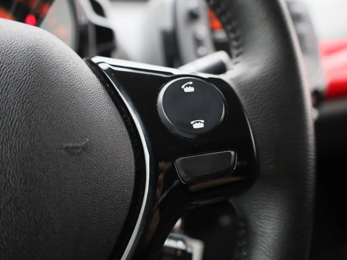 1.0 e-VTi Envy | AIRCONDITIONING | 5 DEURS | LICHTMETALEN VELGEN | CRUISE CONTROL