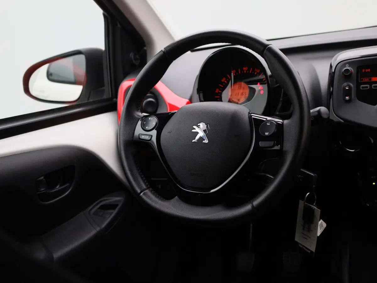 1.0 e-VTi Envy | AIRCONDITIONING | 5 DEURS | LICHTMETALEN VELGEN | CRUISE CONTROL
