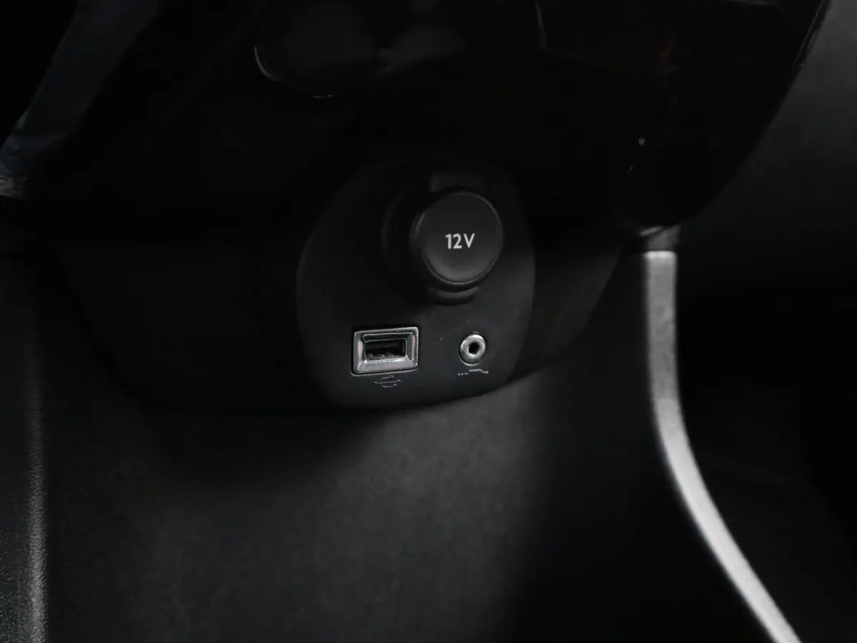 1.0 e-VTi Envy | AIRCONDITIONING | 5 DEURS | LICHTMETALEN VELGEN | CRUISE CONTROL
