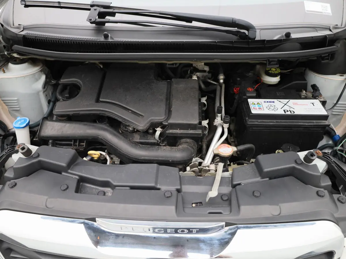 1.0 e-VTi Envy | AIRCONDITIONING | 5 DEURS | LICHTMETALEN VELGEN | CRUISE CONTROL
