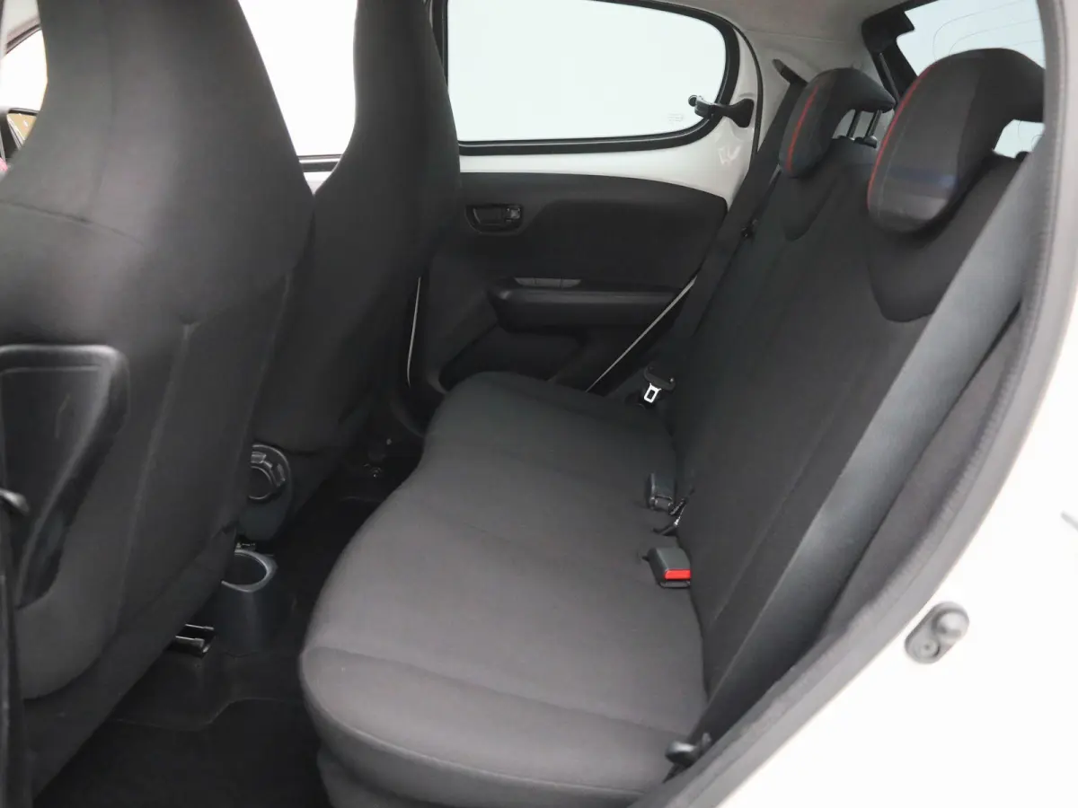 1.0 e-VTi Envy | AIRCONDITIONING | 5 DEURS | LICHTMETALEN VELGEN | CRUISE CONTROL