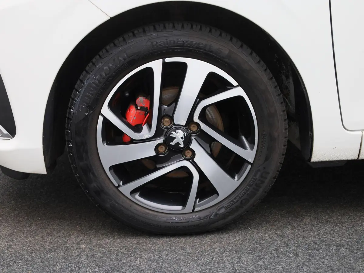 1.0 e-VTi Envy | AIRCONDITIONING | 5 DEURS | LICHTMETALEN VELGEN | CRUISE CONTROL
