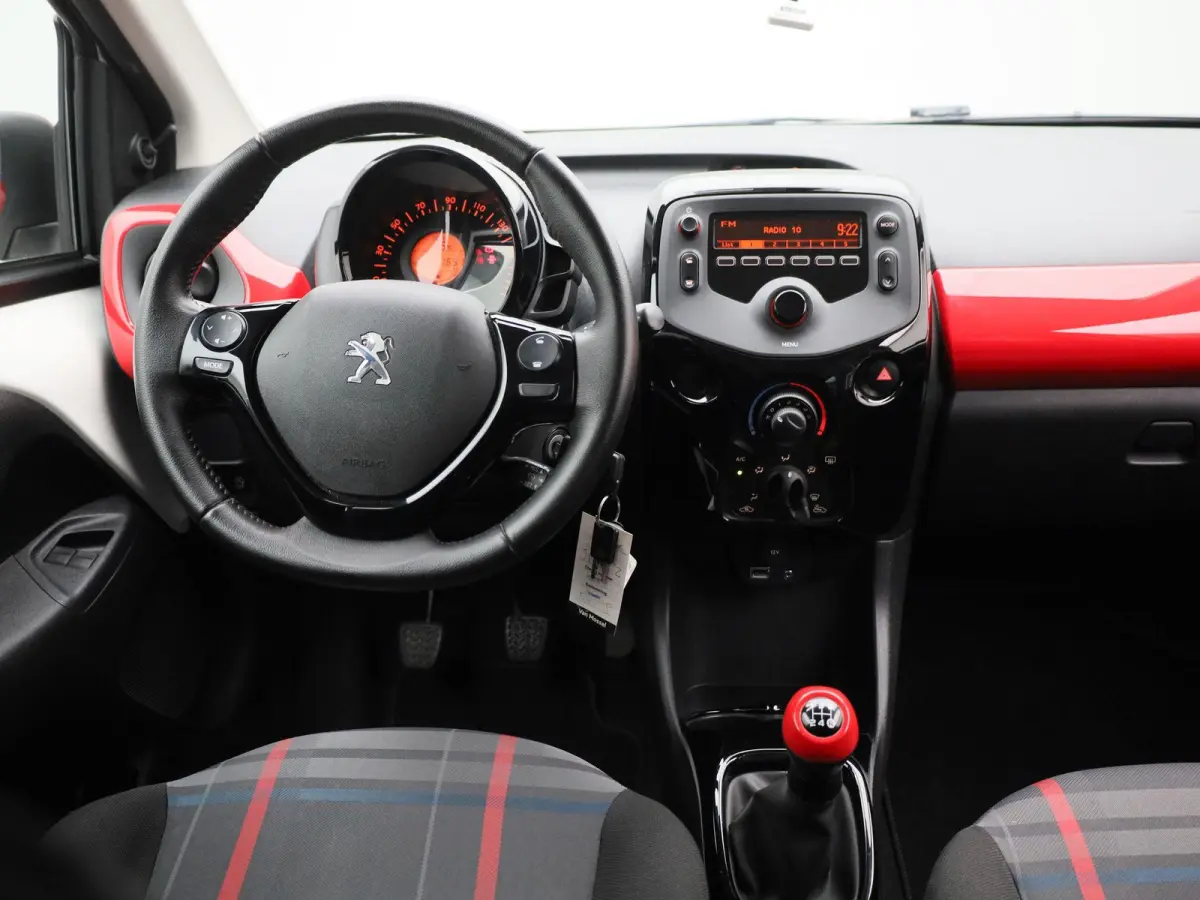 1.0 e-VTi Envy | AIRCONDITIONING | 5 DEURS | LICHTMETALEN VELGEN | CRUISE CONTROL