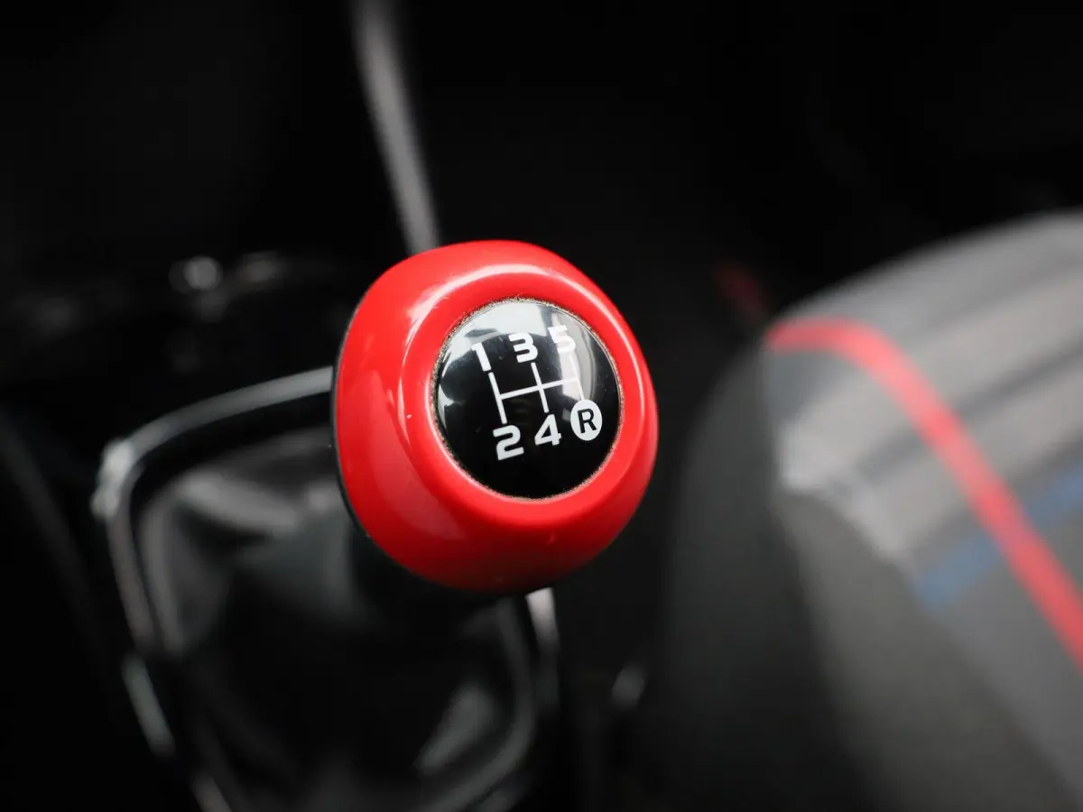 1.0 e-VTi Envy | AIRCONDITIONING | 5 DEURS | LICHTMETALEN VELGEN | CRUISE CONTROL