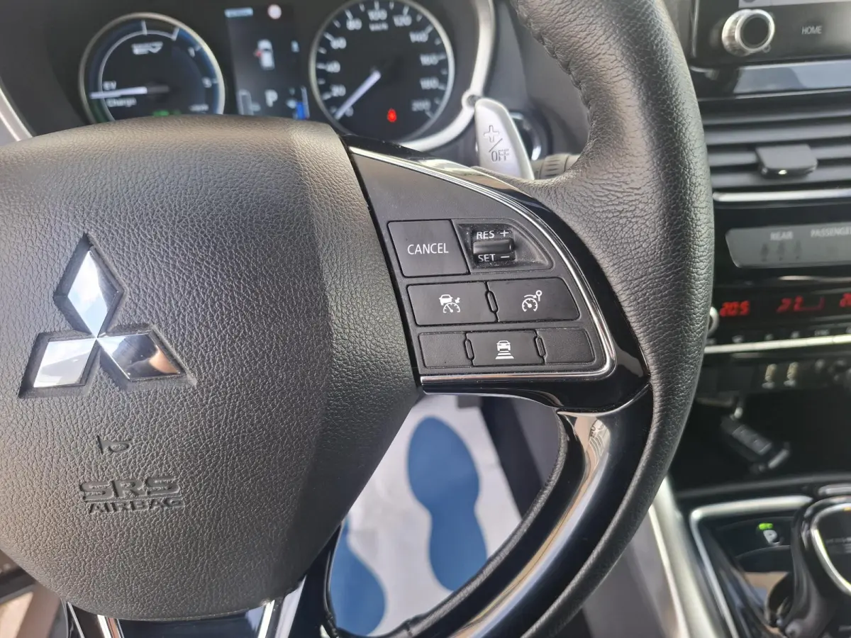 2.4 PHEV Business Executive SOH 98%