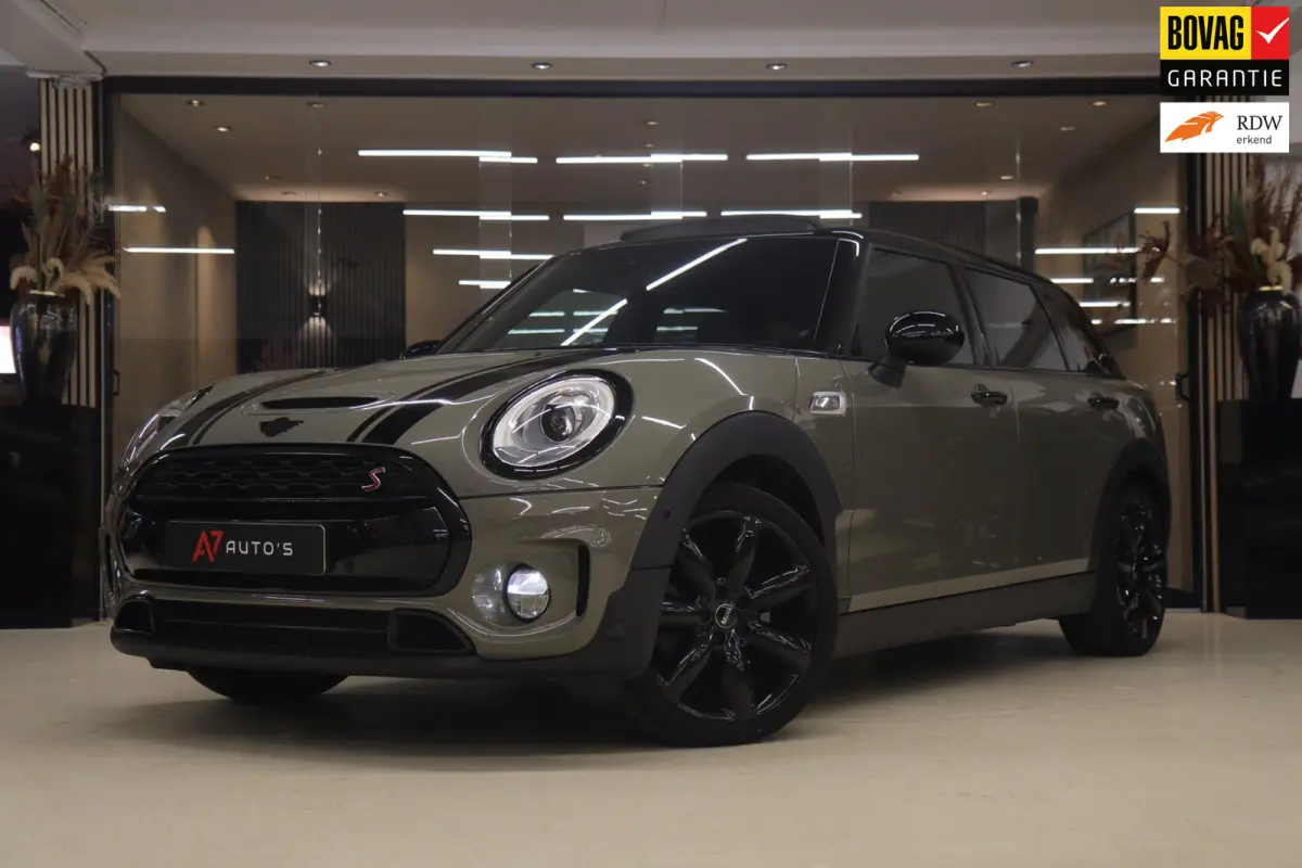 2.0 Cooper S Chili Serious Business / PANO/H-K/CARPLAY/KEYLESS/VOL