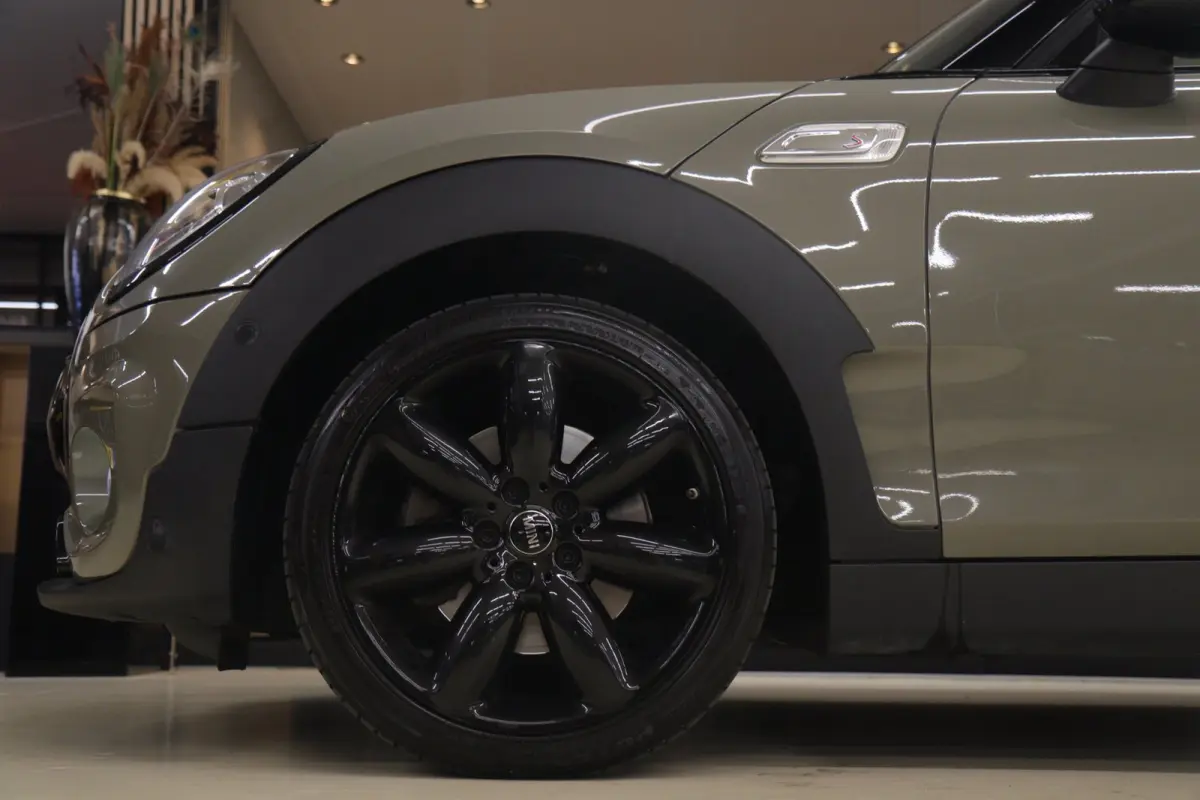 2.0 Cooper S Chili Serious Business / PANO/H-K/CARPLAY/KEYLESS/VOL
