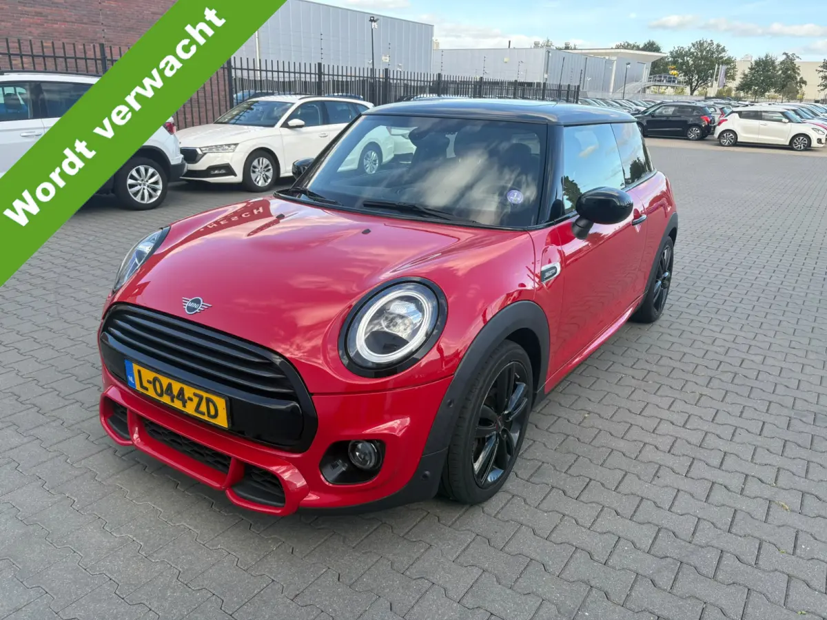 1.5 Cooper John Cooper Works Dalston Panoramadak Harman-Kardon Sound Keyless Entry Achteruitrijcamera