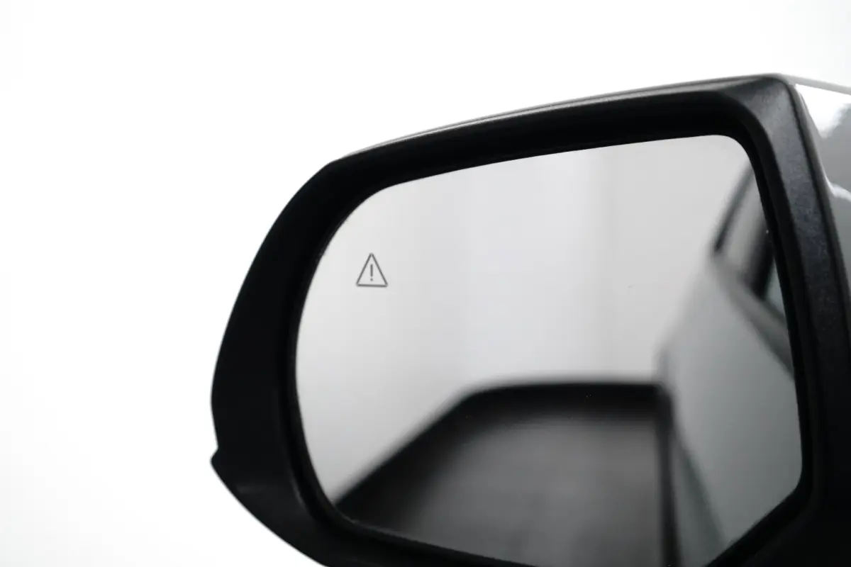 Connect 77,4 kWh | SOH 100% / Elektrische achterklep / Rondomzicht camera / Warmtepomp / Climate control / Stuur- Stoel & Achterbank verwarming / Adaptief cruise control / | Achteruitrijcame