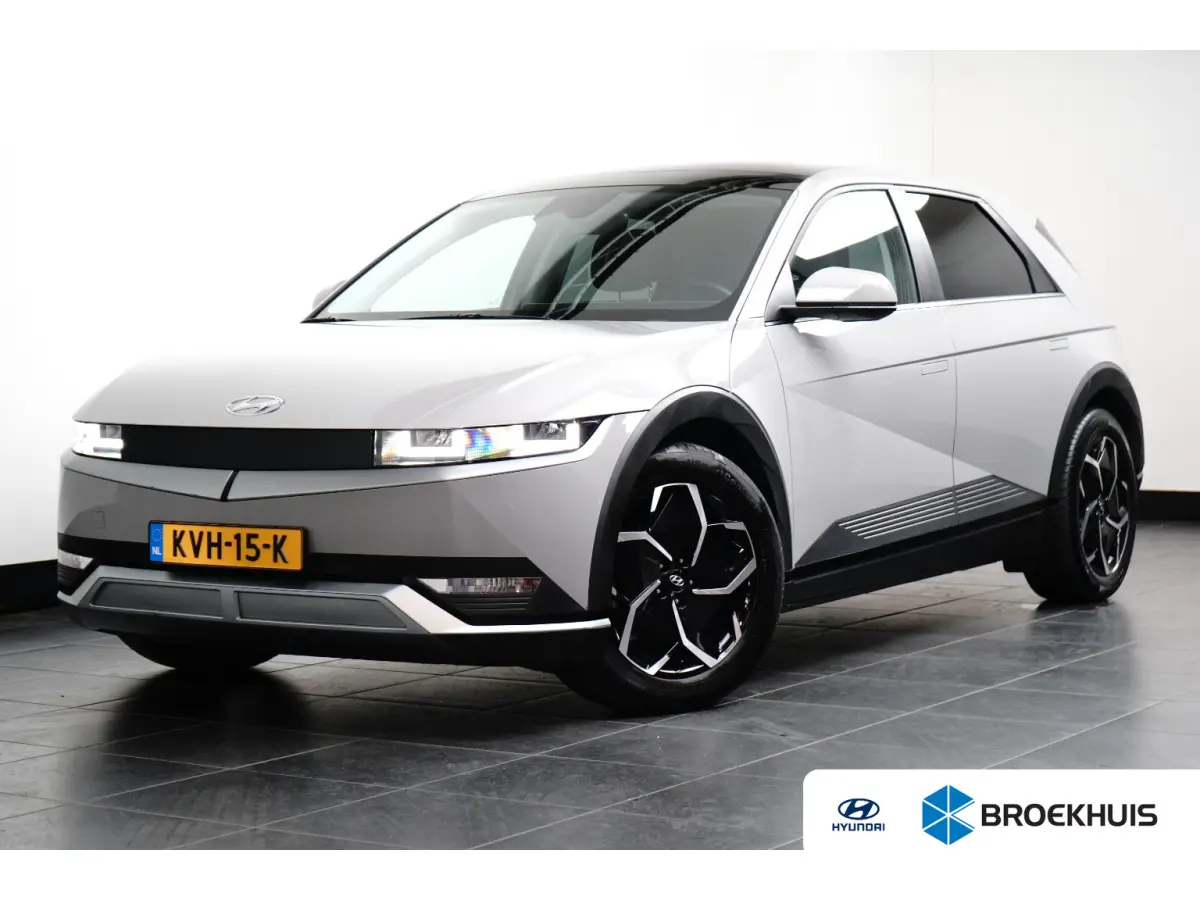 Connect 77,4 kWh | SOH 100% / Elektrische achterklep / Rondomzicht camera / Warmtepomp / Climate control / Stuur- Stoel & Achterbank verwarming / Adaptief cruise control / | Achteruitrijcame