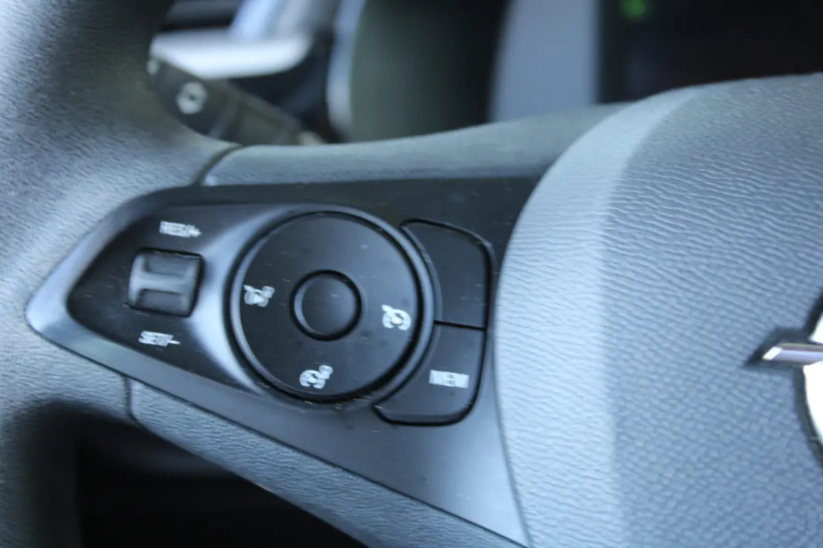 Edition 50 kWh | Apple carplay & Android auto | Elektrische ramen voor | Climate control |