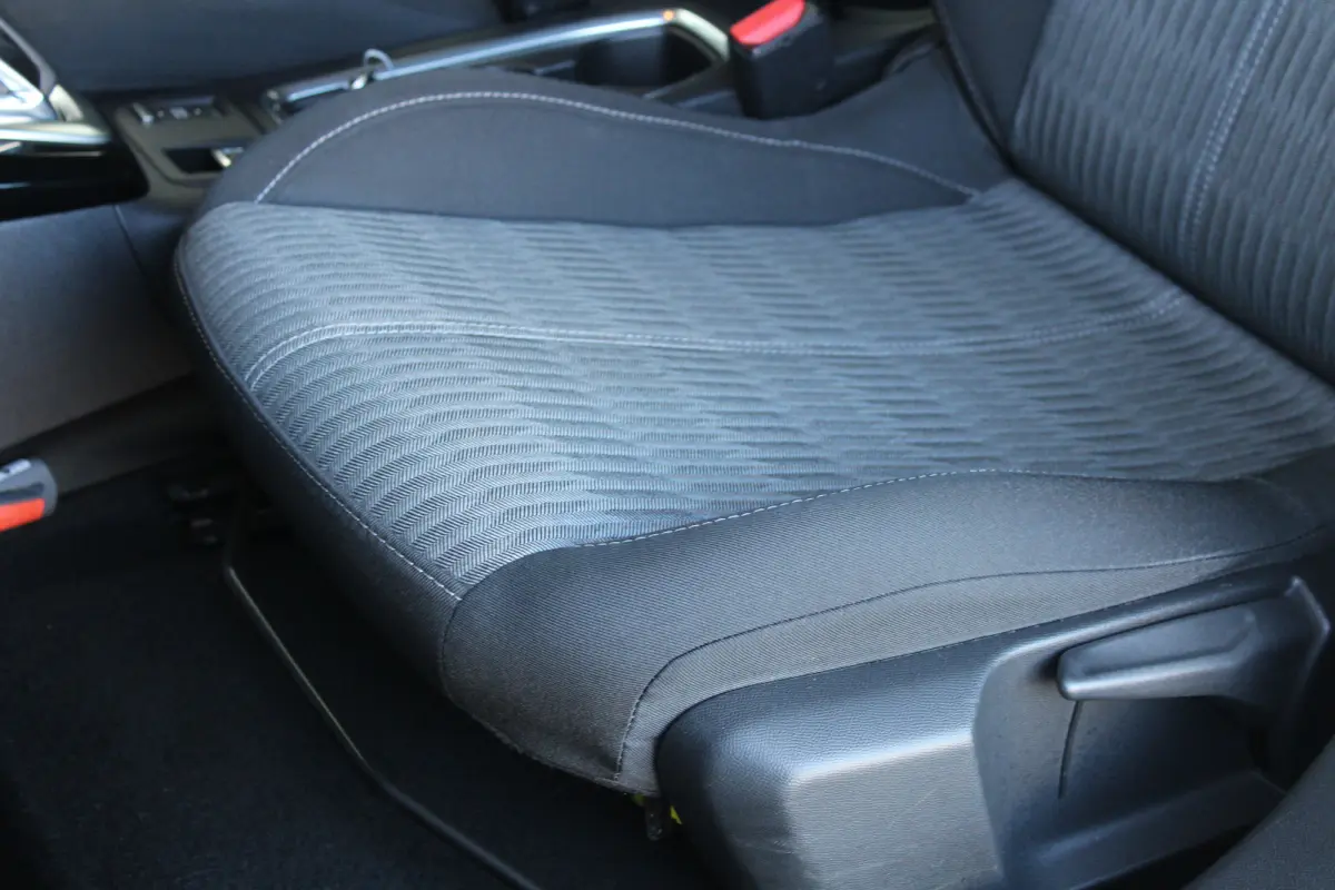 Edition 50 kWh | Apple carplay & Android auto | Elektrische ramen voor | Climate control |