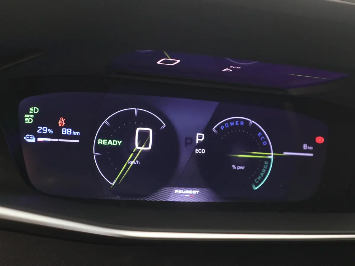 Hybrid 145 PK e-DCS6 GT | VISION EN NAVIGATION PACK | DRIVE ASSIST PLUS PACK |