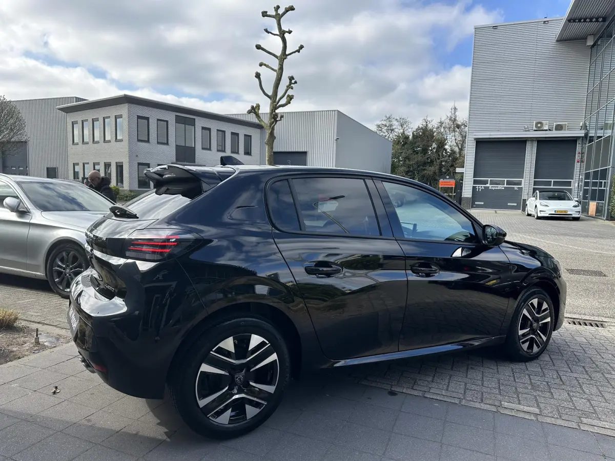 EV Style 50 kWh Navigatie | Apple Carplay/Android Auto | Parkeersensoren | Cruise Controle | Navigatie | Stoelverwarming