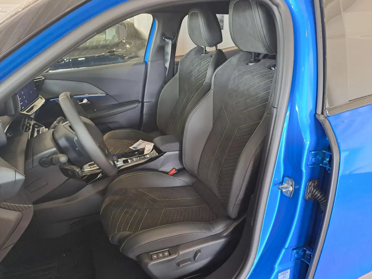 EV GT Avantage 54 kWh 17% BIJTELLING | DIRECT LEVERBAAR | AUTOMAAT | STOELVERWARMING | ALCANTARA | MASSAGESTOEL