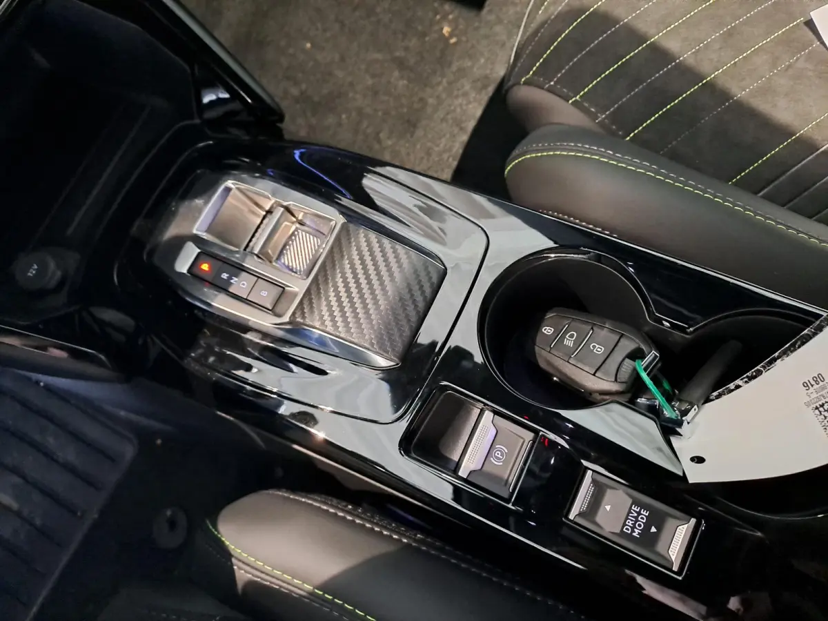 EV GT Avantage 54 kWh 17% BIJTELLING | DIRECT LEVERBAAR | AUTOMAAT | STOELVERWARMING | ALCANTARA | MASSAGESTOEL
