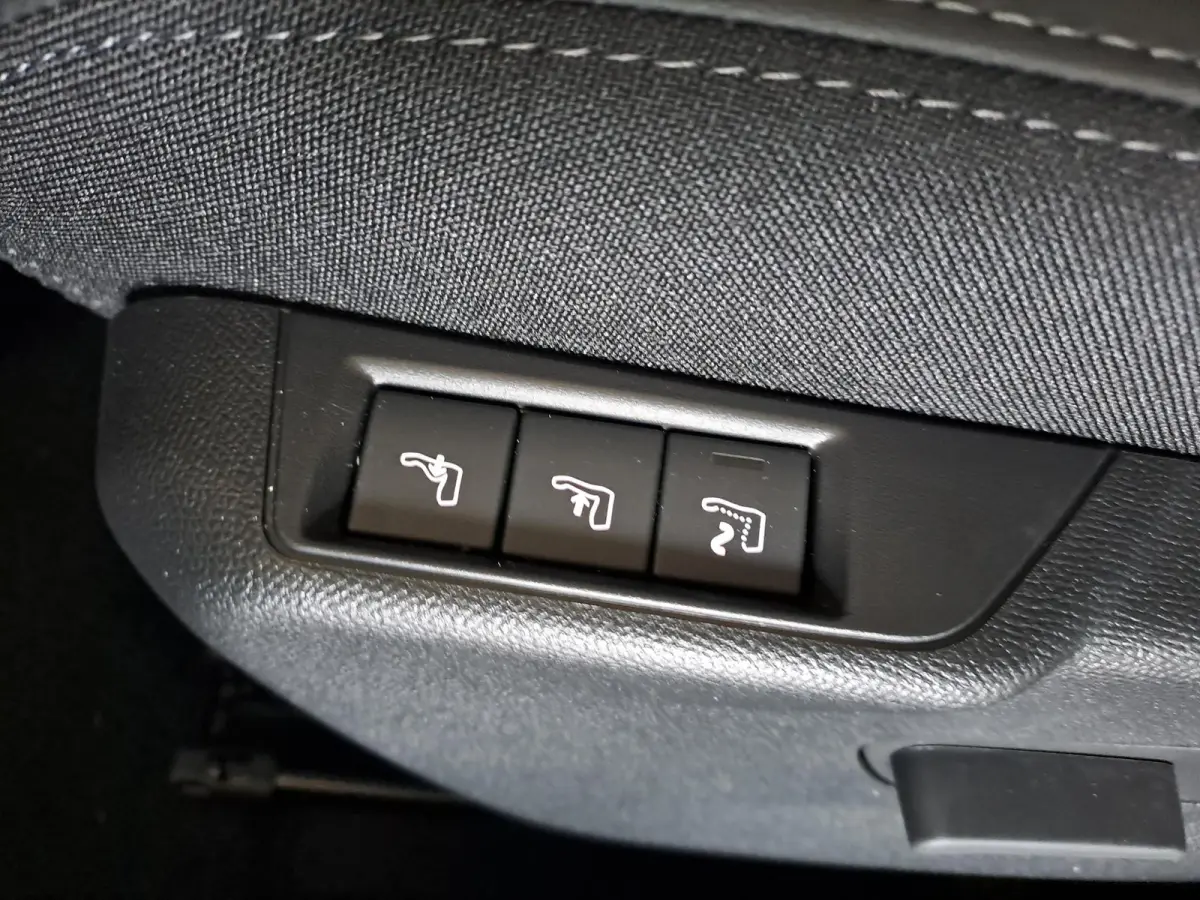 EV GT Avantage 54 kWh 17% BIJTELLING | DIRECT LEVERBAAR | AUTOMAAT | STOELVERWARMING | ALCANTARA | MASSAGESTOEL