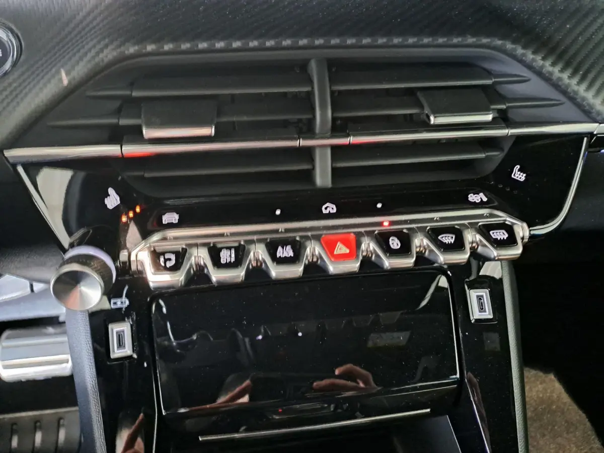 EV GT Avantage 54 kWh 17% BIJTELLING | DIRECT LEVERBAAR | AUTOMAAT | STOELVERWARMING | ALCANTARA | MASSAGESTOEL
