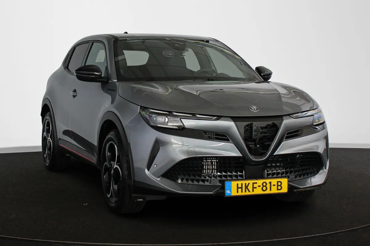1.2 Turbo Hybrid Ibrida Speciale Pack Techno Stoelverwarming Camera