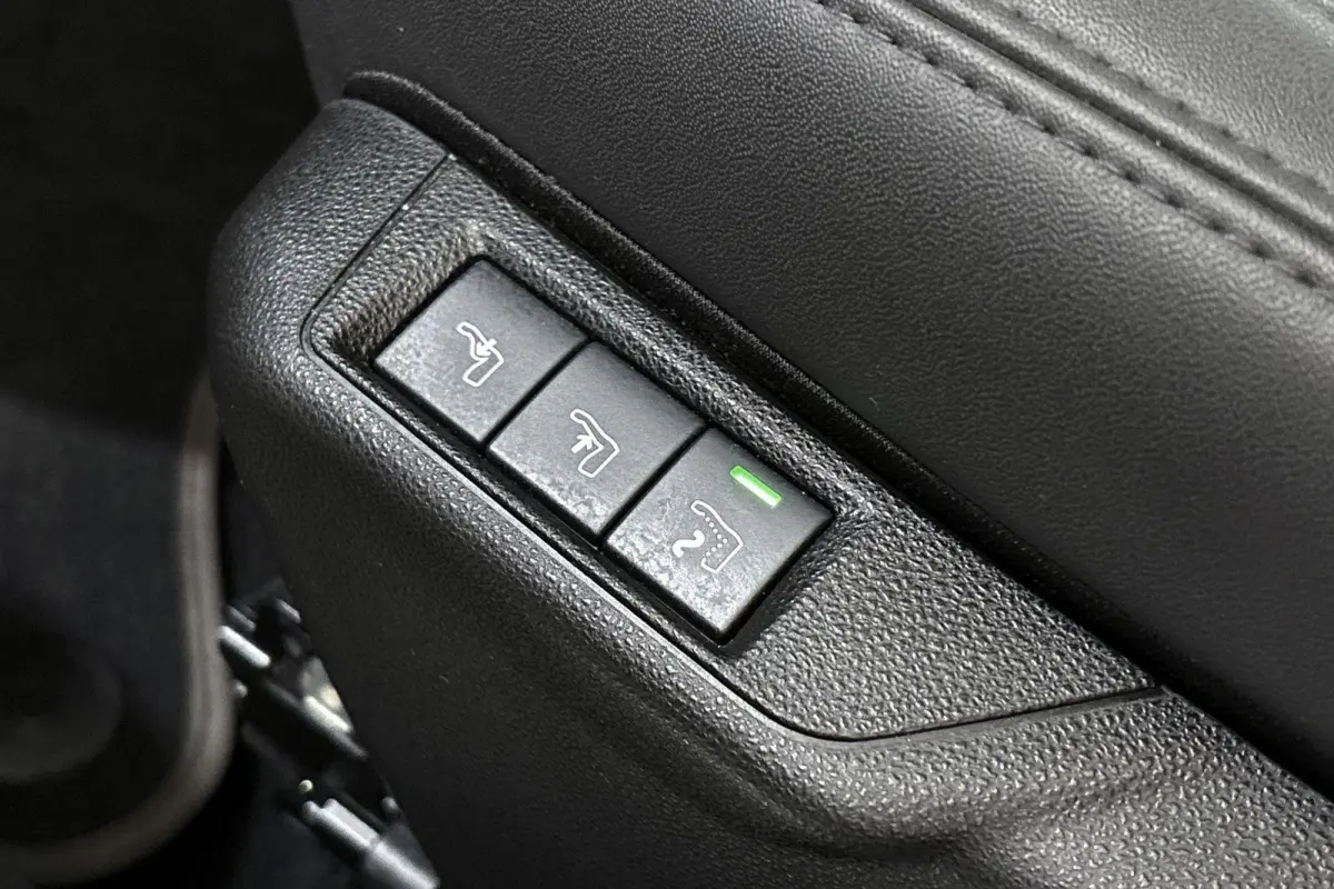 1.2 Turbo Hybrid Ibrida Speciale Pack Techno Stoelverwarming Camera