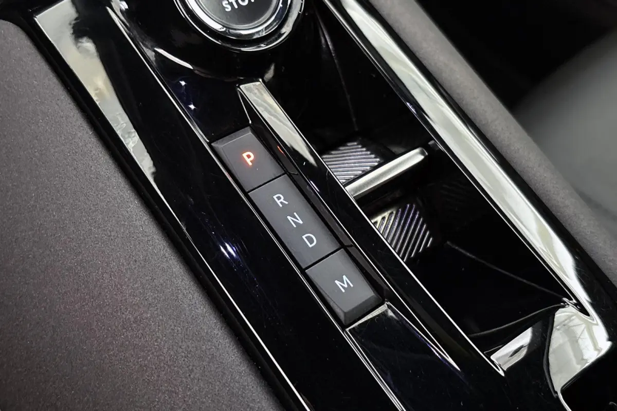 1.2 Turbo Hybrid Ibrida Speciale Pack Techno Stoelverwarming Camera