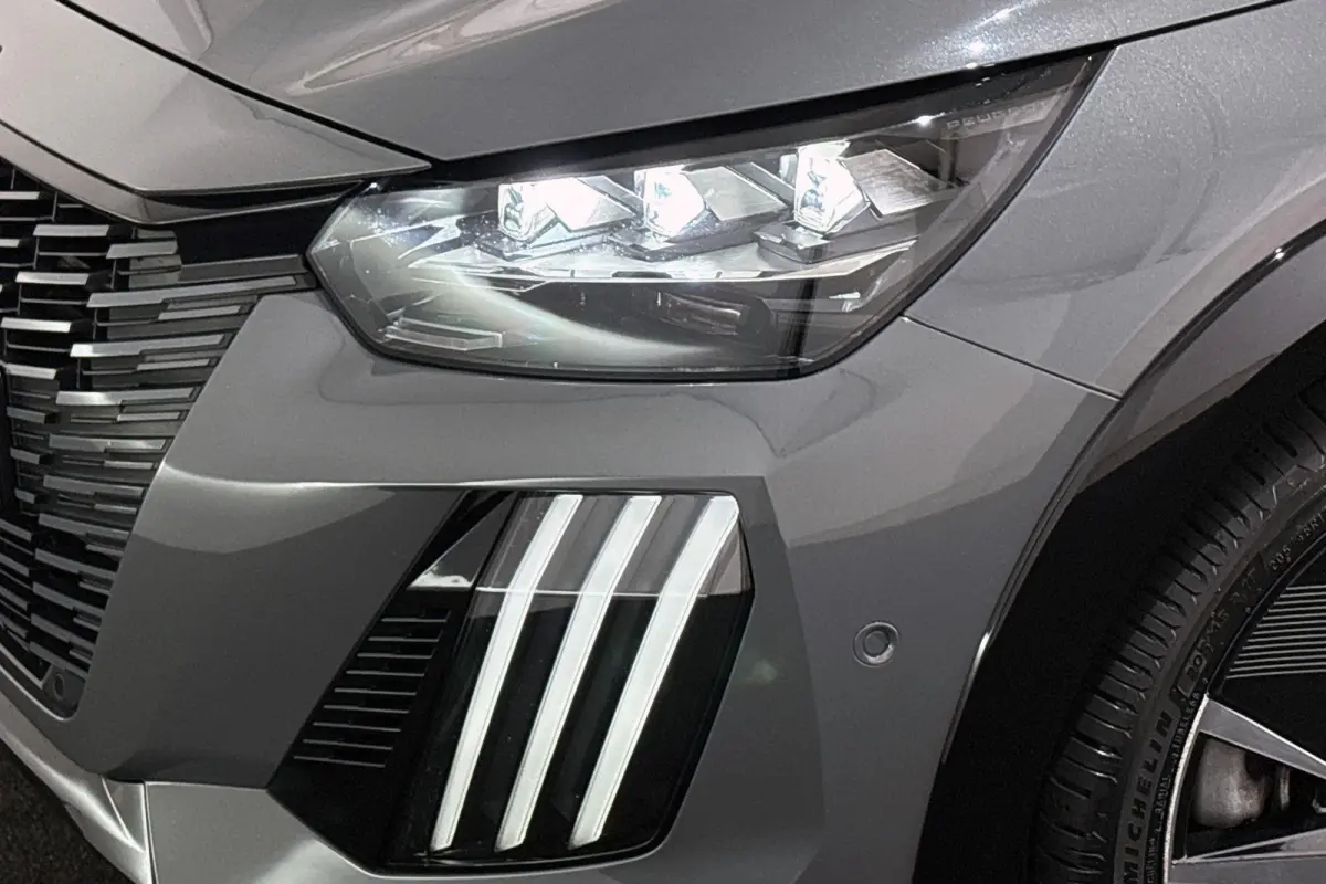 1.2 Hybrid 145 e-DCS6 GT Panoramadak Adaptieve Cruise Keyless LED