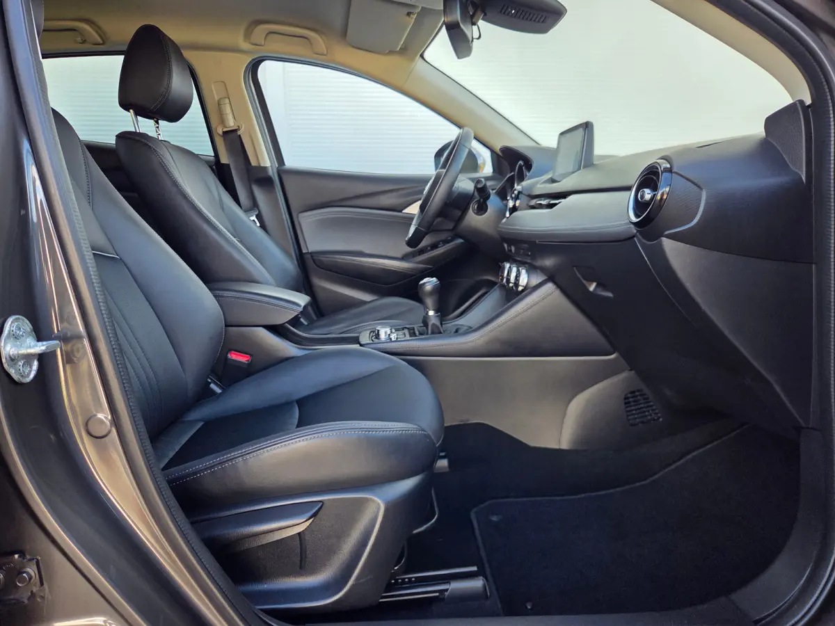 2.0 SkyActiv-G 120 SkyLease | Achteruitrij assistent | Binnenspiegel automatisch dimmend | Cruise control
