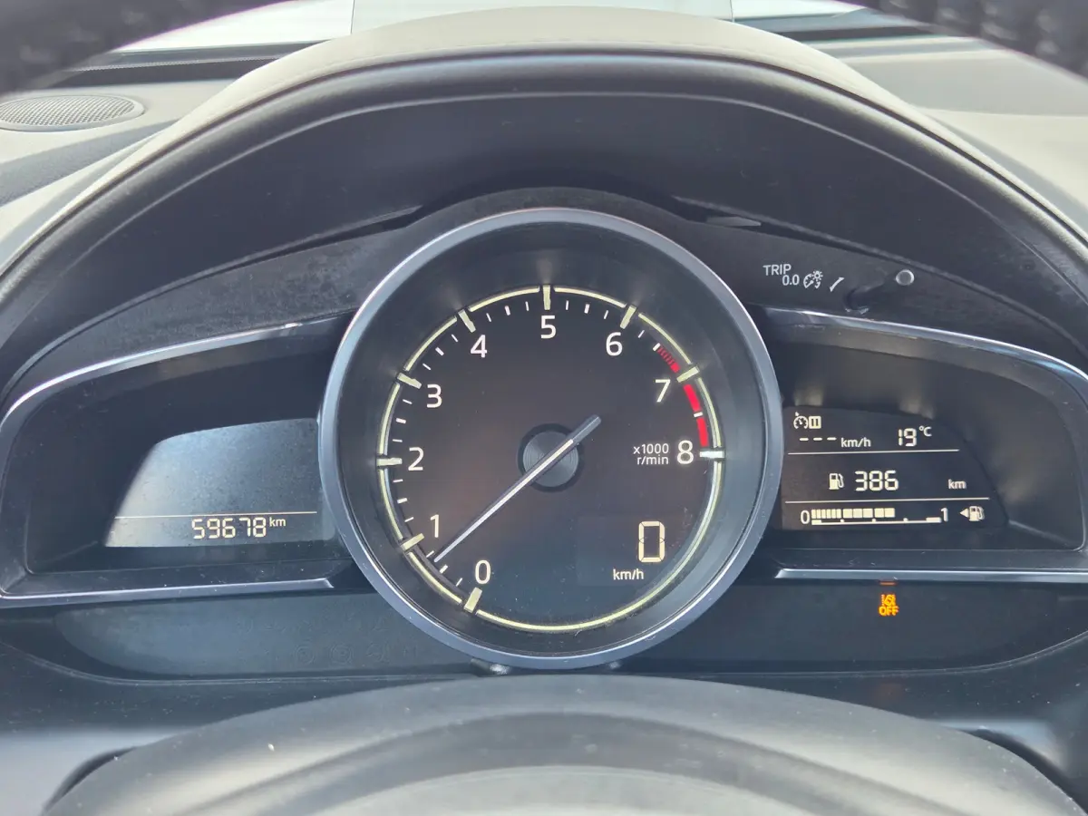 2.0 SkyActiv-G 120 SkyLease | Achteruitrij assistent | Binnenspiegel automatisch dimmend | Cruise control