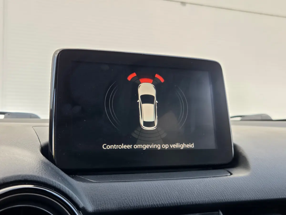 2.0 SkyActiv-G 120 SkyLease | Achteruitrij assistent | Binnenspiegel automatisch dimmend | Cruise control