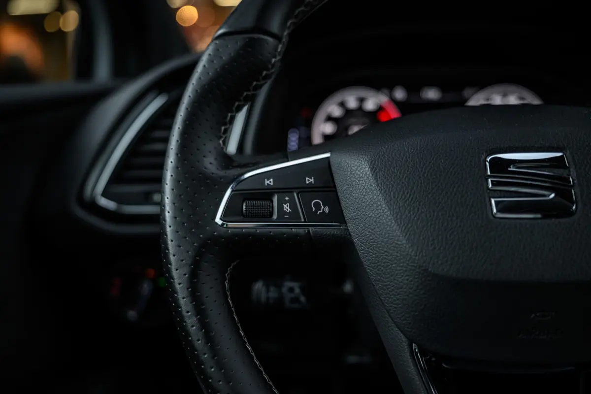 2.0 TSI CUPRA 300 4DRIVE Panoramadak |Camera|Lane-Assist|Acc|Dealer Onderhouden