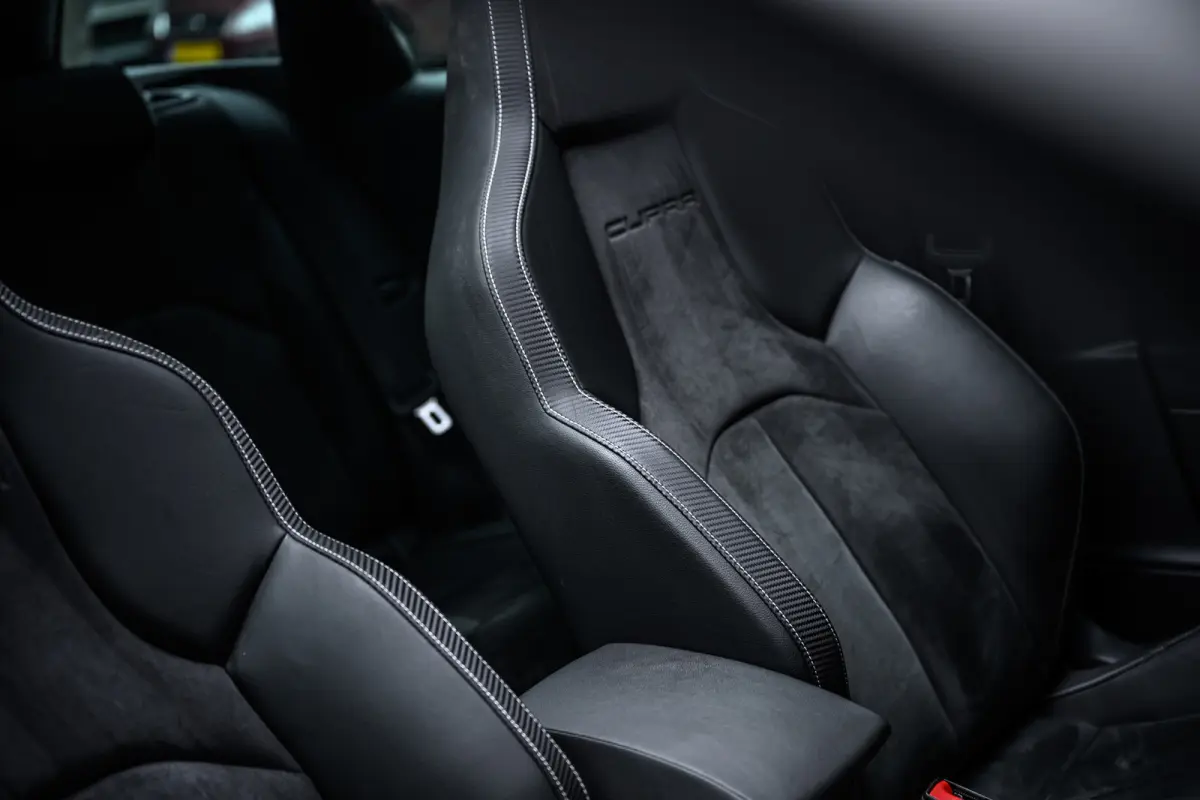 2.0 TSI CUPRA 300 4DRIVE Panoramadak |Camera|Lane-Assist|Acc|Dealer Onderhouden