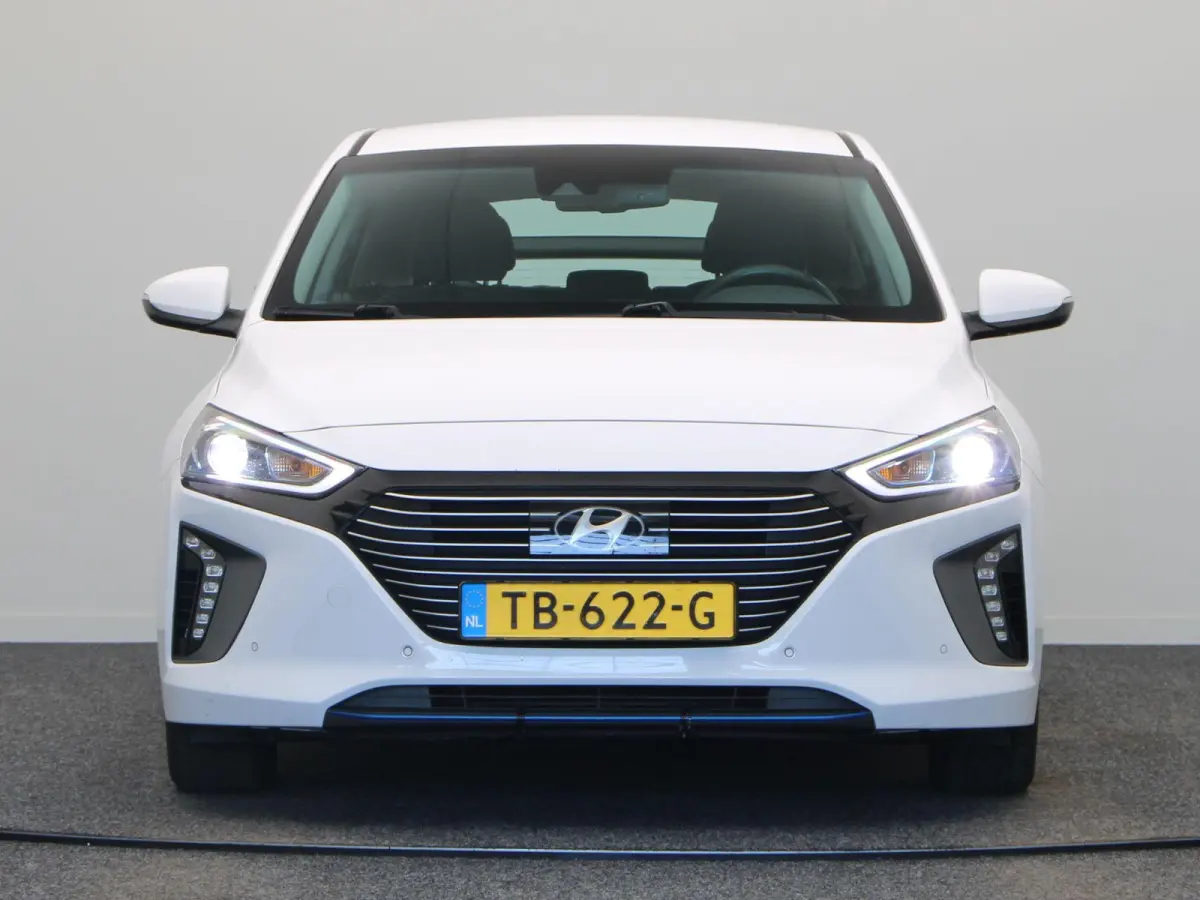 1.6 GDi Comfort | Adaptive cruise control | Climate control | PDC voor en achter | Achteruitrij camera | Navigatie |