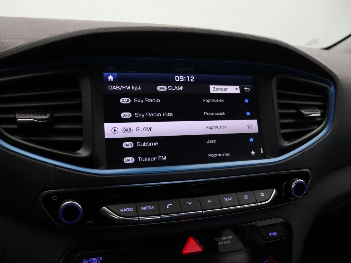 1.6 GDi Comfort | Adaptive cruise control | Climate control | PDC voor en achter | Achteruitrij camera | Navigatie |