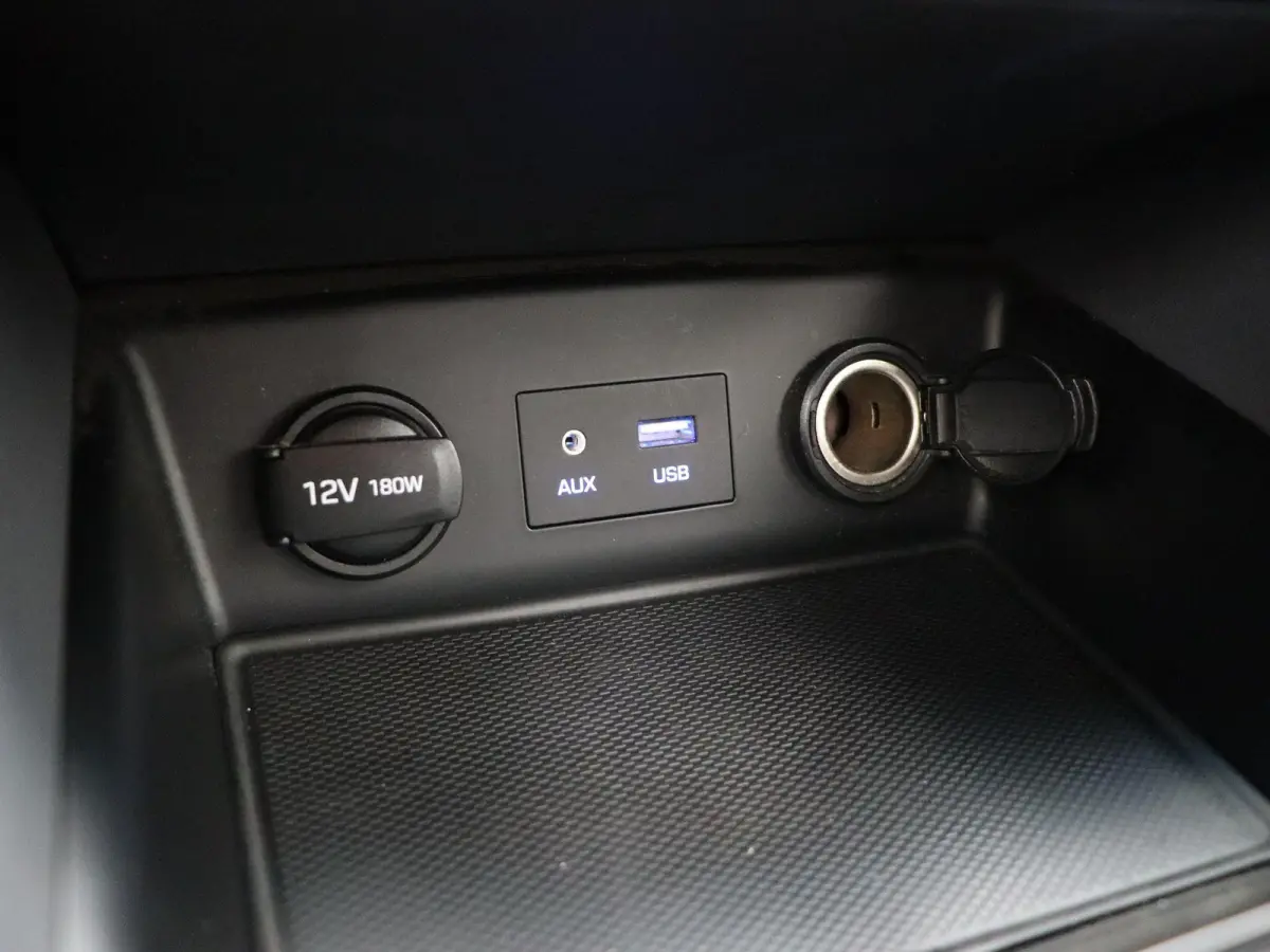 1.6 GDi Comfort | Adaptive cruise control | Climate control | PDC voor en achter | Achteruitrij camera | Navigatie |