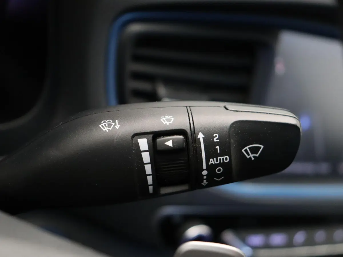 1.6 GDi Comfort | Adaptive cruise control | Climate control | PDC voor en achter | Achteruitrij camera | Navigatie |