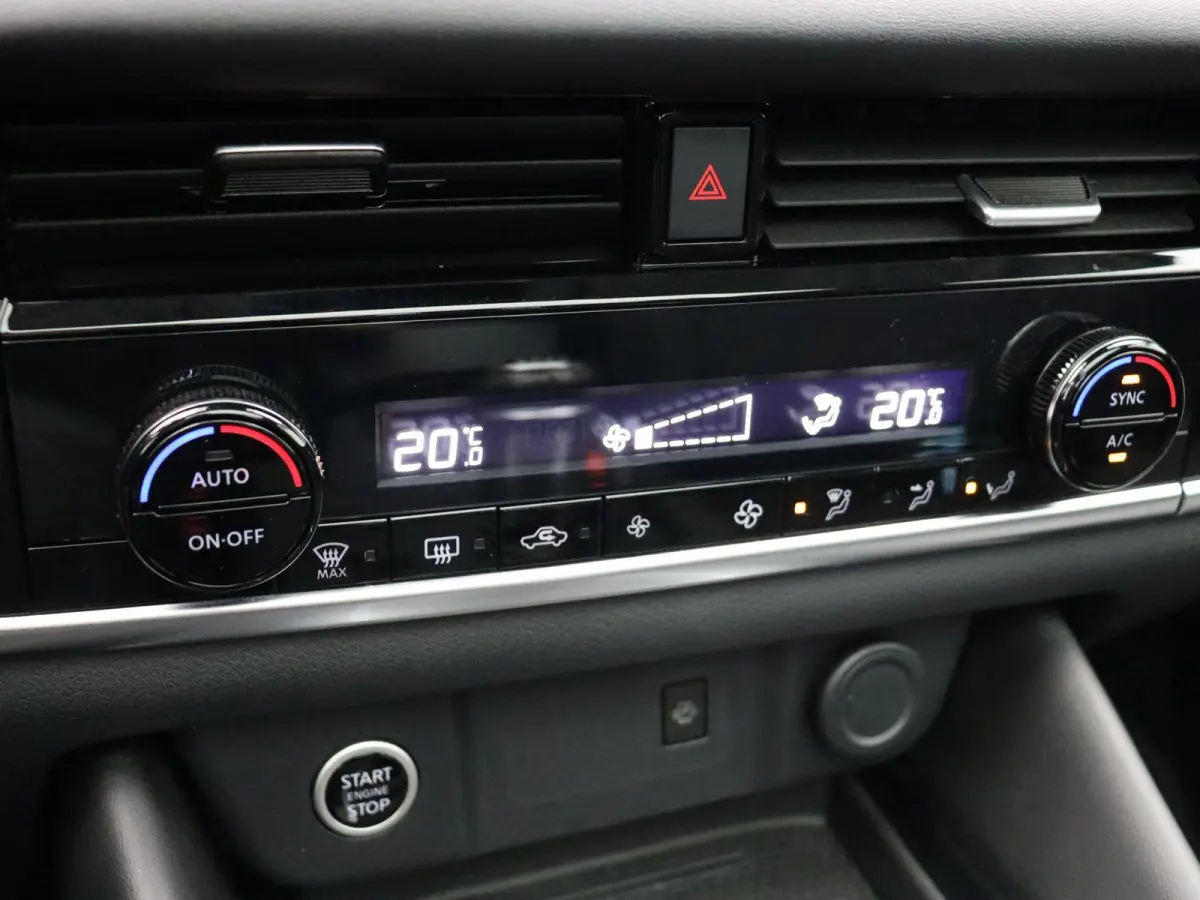 1.3 MHEV N-Connecta | Panoramadak | Rondomzicht camera | Climate control | Adaptive cruise control | Navigatie | DAB radio | Keyless |