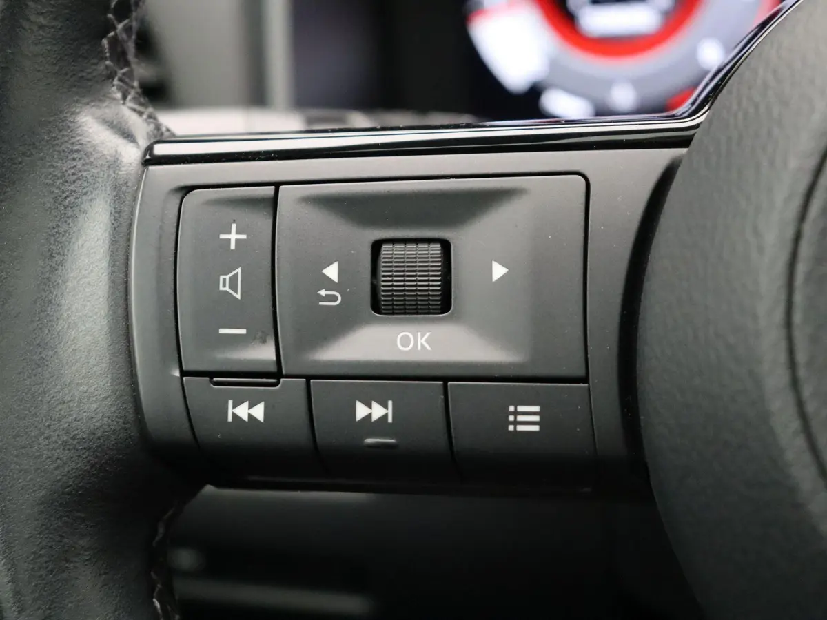 1.3 MHEV N-Connecta | Panoramadak | Rondomzicht camera | Climate control | Adaptive cruise control | Navigatie | DAB radio | Keyless |