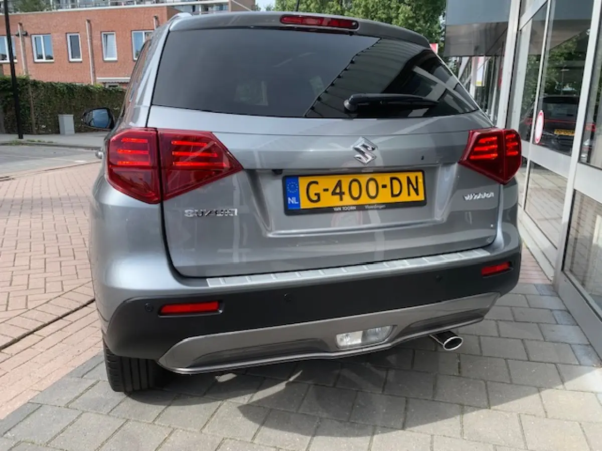 1.4 Boosterjet Stijl. Automaat , panoramadak, achteruitrijcamera.