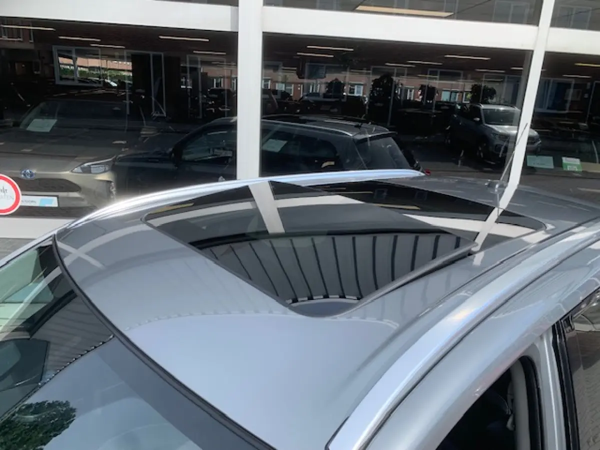 1.4 Boosterjet Stijl. Automaat , panoramadak, achteruitrijcamera.
