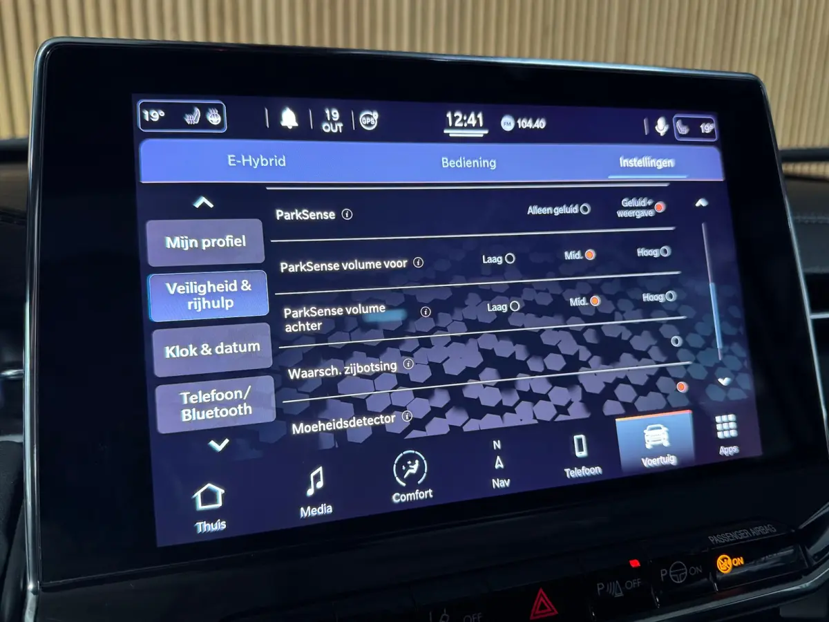 4xe 240 Plug-in Hybrid S PANO|ALPINE SOUND|ACC|360 CAM|STOELVENTILATIE|19 INCH