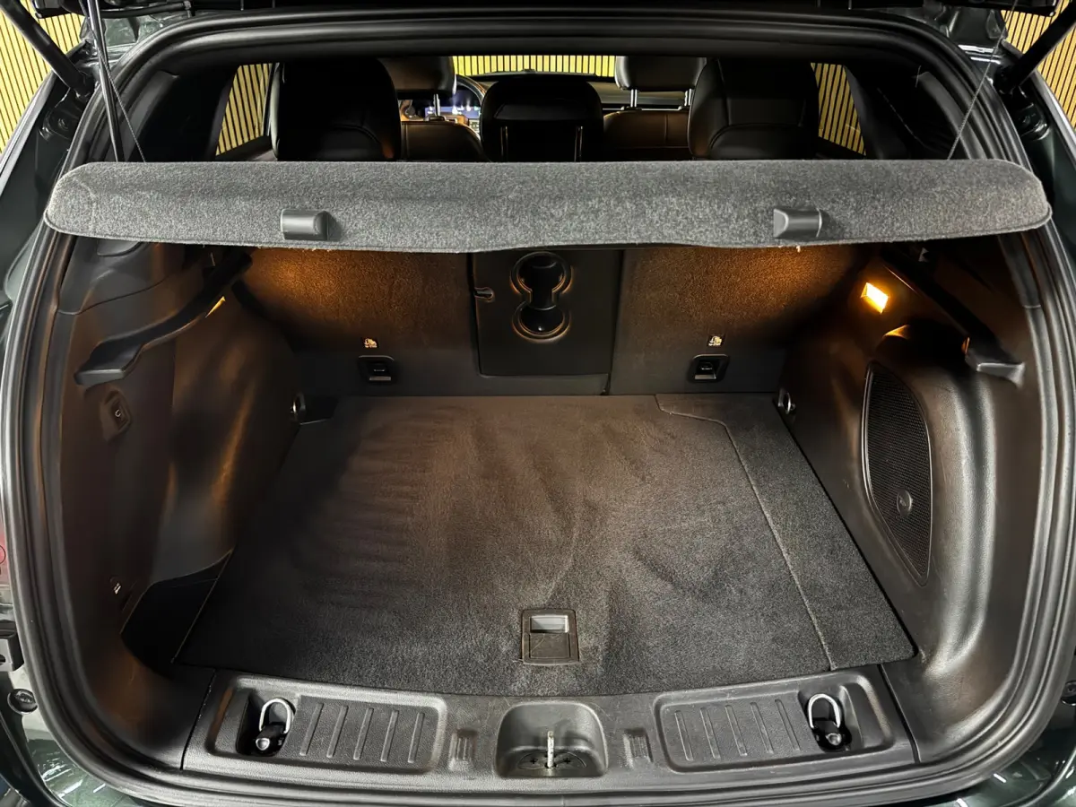 4xe 240 Plug-in Hybrid S PANO|ALPINE SOUND|ACC|360 CAM|STOELVENTILATIE|19 INCH