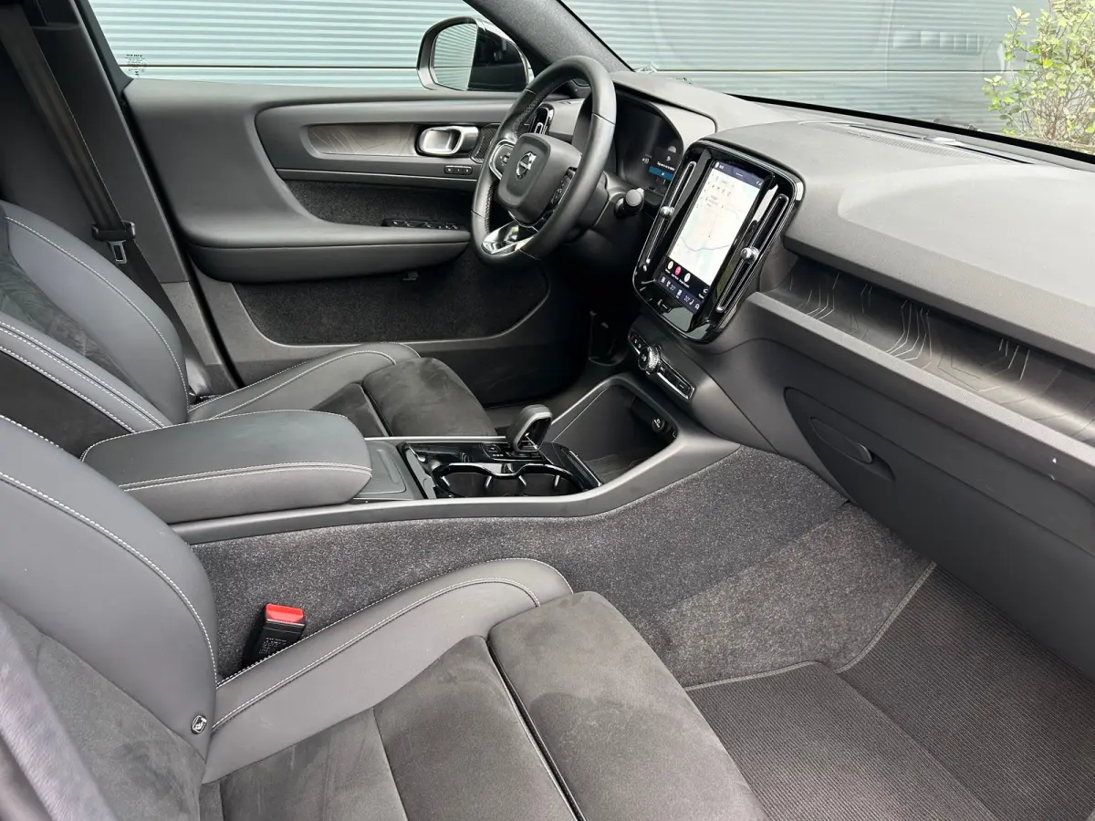 Recharge Ultimate 69 kWh | Harman/Kardon | SoH 95% | Memory | Pilot Assist | 360 camera | Nubuck |