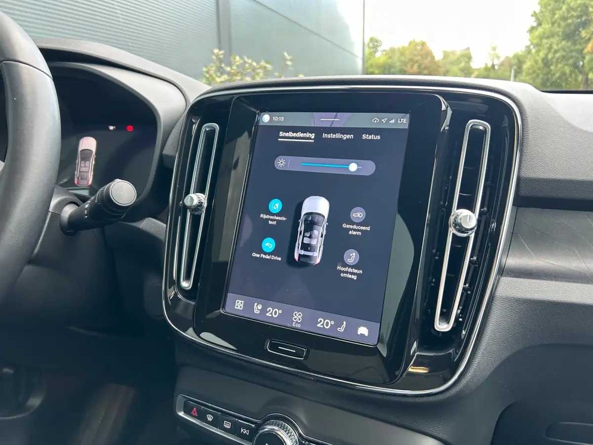 Recharge Ultimate 69 kWh | Harman/Kardon | SoH 95% | Memory | Pilot Assist | 360 camera | Nubuck |