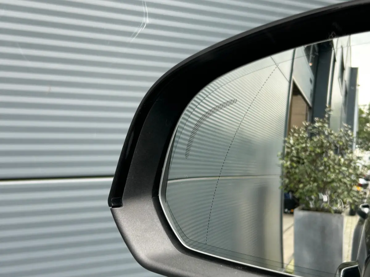Recharge Ultimate 69 kWh | Harman/Kardon | SoH 95% | Memory | Pilot Assist | 360 camera | Nubuck |