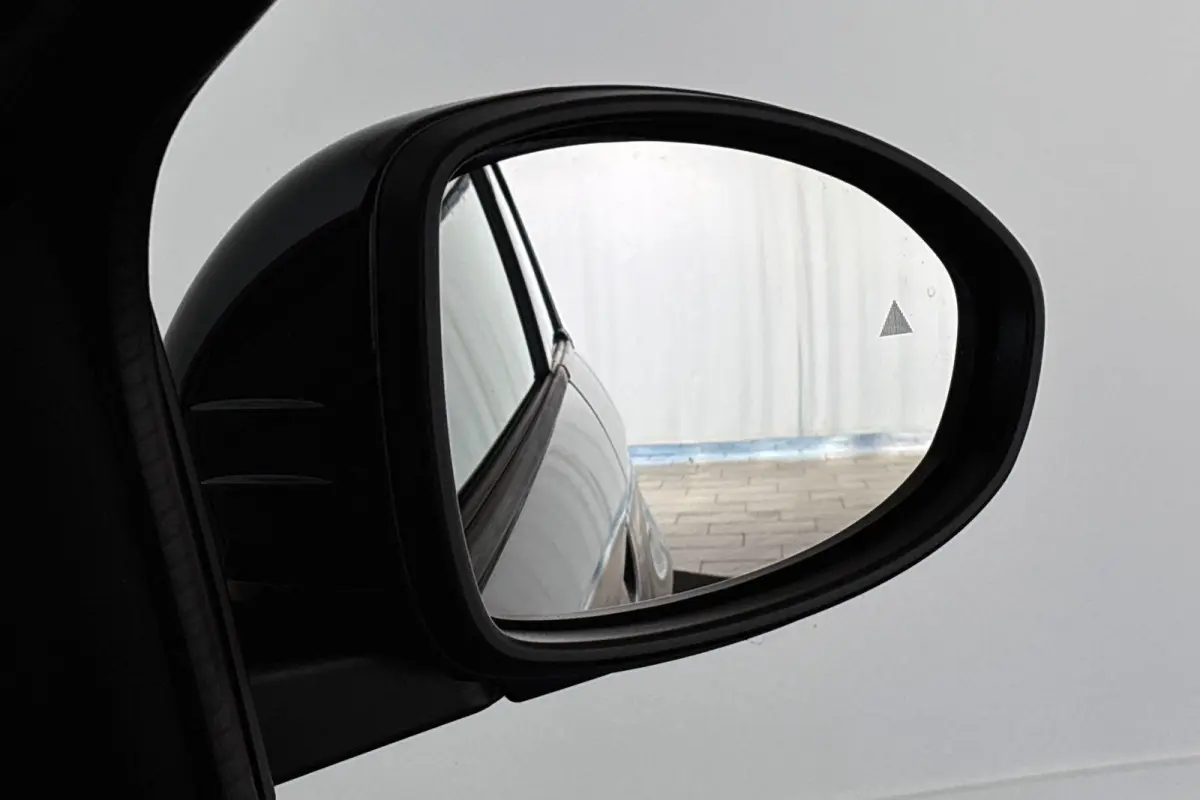 3+1 Icon 42 kWh Stoelverwarming Camera Apple CarPlay Dodehoek