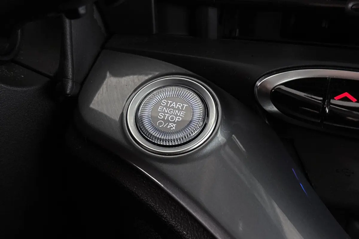 3+1 Icon 42 kWh Stoelverwarming Camera Apple CarPlay Dodehoek