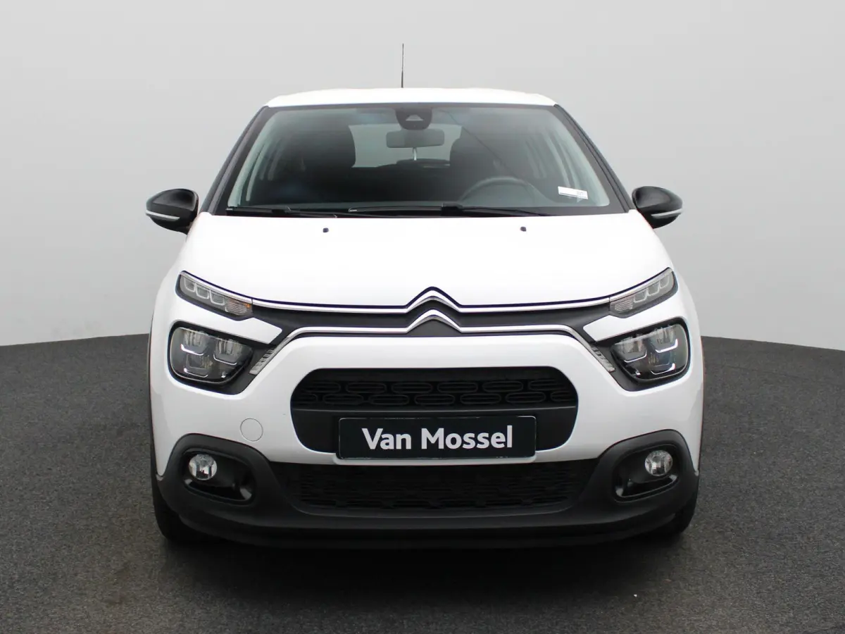 1.2 PureTech Feel | APPLE CARPLAY | ANDROID AUTO | DAB RADIO | BLUETOOTH | CLIMATE CONTROL | CRUISE CONTROL | NAVIGATIE | LED DAGRIJVERLICHTING | GETINTE RUITEN | AIRCO